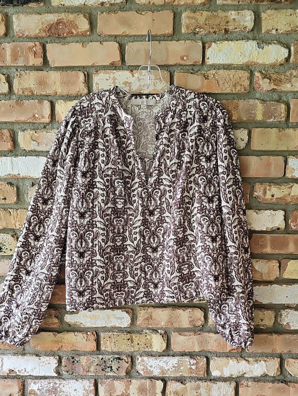LOFT Garden Crinkle Knit Split Neck Blouse